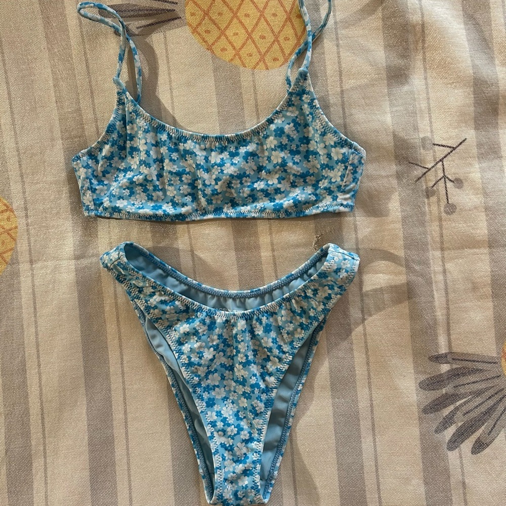 Pacsun Blue Floral Bikini Set
